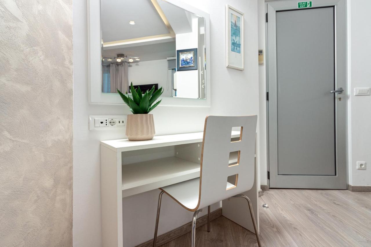 Apartments Lovret Flowers Split Eksteriør billede